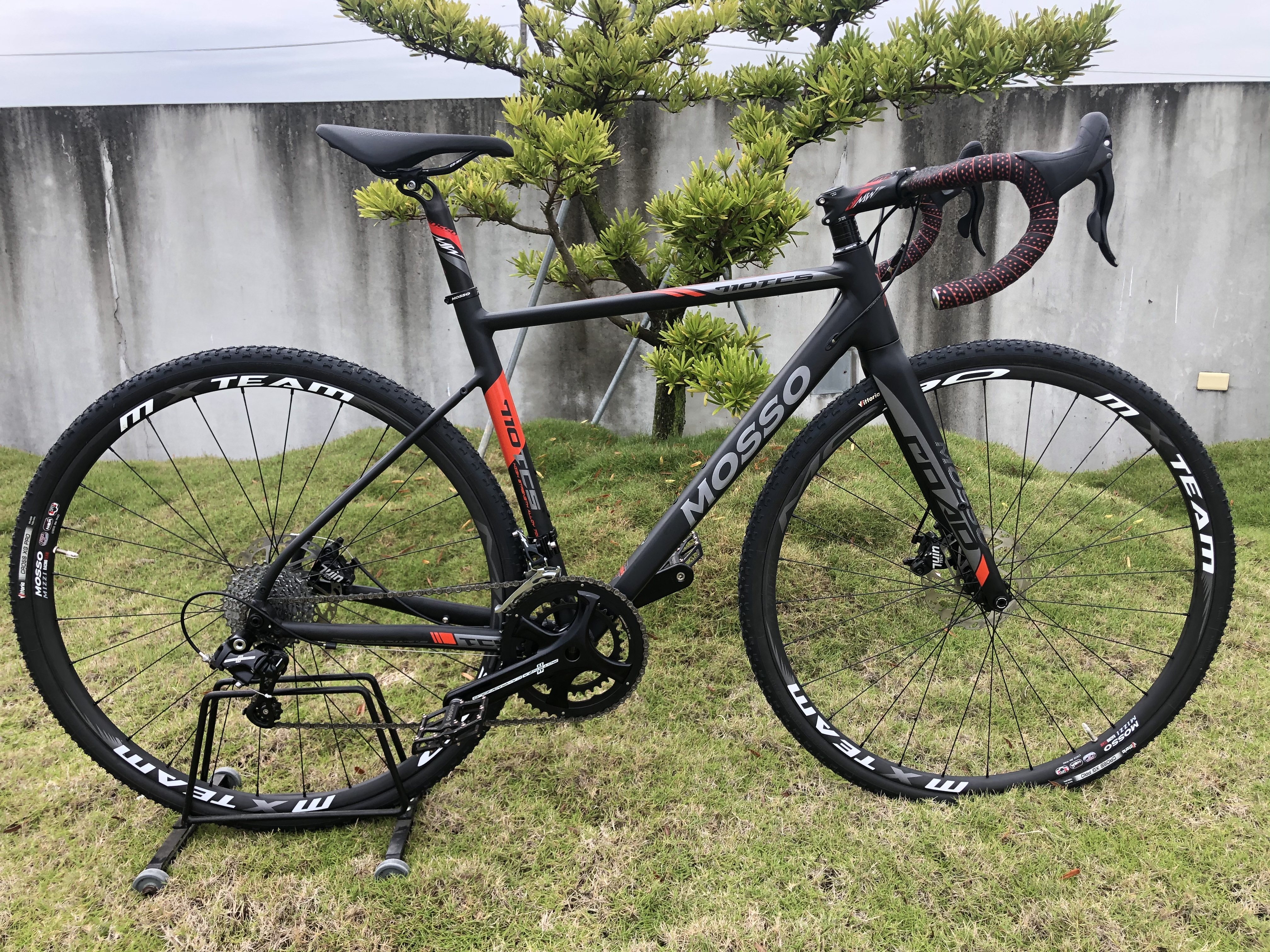mosso gravel frame